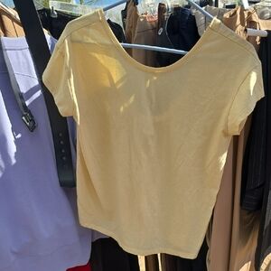 Victoria's Secret Light Yellow Short Sleeve Tee
